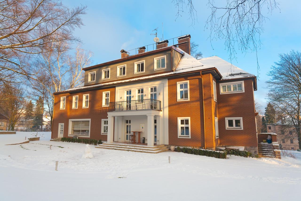 Manor House Hotell Broumov Eksteriør bilde
