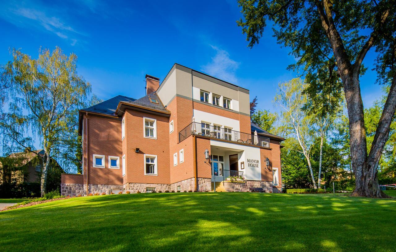 Manor House Hotell Broumov Eksteriør bilde